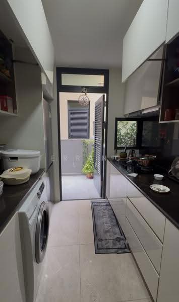Belgravia Ace, 473 Belgravia Drive, Seletar / Yio Chu Kang, 5 Bedrooms, 4,058 sqft, Semi-Detached House For Sale, by Terrance Lim, 500264776 - Kitchen - PropertyGuru.com.sg