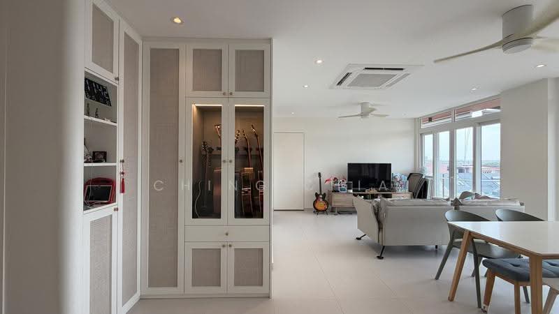 Glasgow Residences, 23 Glasgow Road, Hougang / Punggol / Sengkang, 3 Bedrooms, 1,292 sqft, Condominium For Sale, by Ching Chia, 500264778 - Living Room - PropertyGuru.com.sg