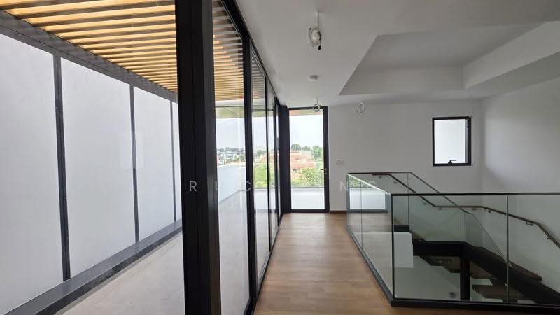 LAST CHANCE! BRAND NEW 999 YRS CT, 3 STY NOT INCLUDING BASEMENT!, Seletar Hills Dr, Jln Jarak / Jln Redop, Seletar / Yio Chu Kang, 5 Bedrooms, 4,791 sqft, Corner Terrace For Sale, by Bruce Ang, 500264815 - PropertyGuru.com.sg