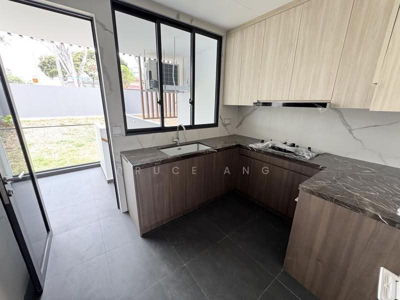 LAST CHANCE! BRAND NEW 999 YRS CT, 3 STY NOT INCLUDING BASEMENT!, Seletar Hills Dr, Jln Jarak / Jln Redop, Seletar / Yio Chu Kang, 5 Bedrooms, 4,791 sqft, Corner Terrace For Sale, by Bruce Ang, 500264815 - PropertyGuru.com.sg