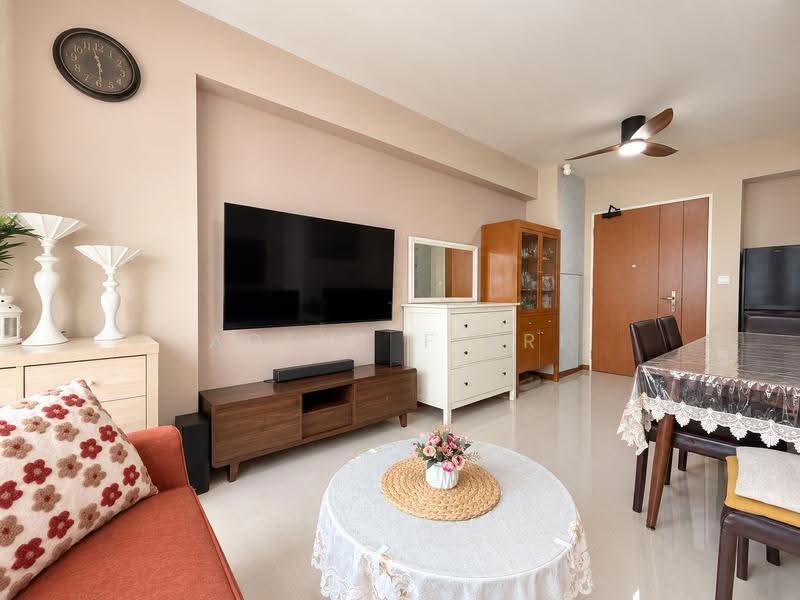 130A Canberra Crescent, 130A Canberra Street, Sembawang / Yishun, 1 Bedroom, 506 sqft, HDB Flat For Sale, by Agent Fitri, 500264817 - Living Room - PropertyGuru.com.sg