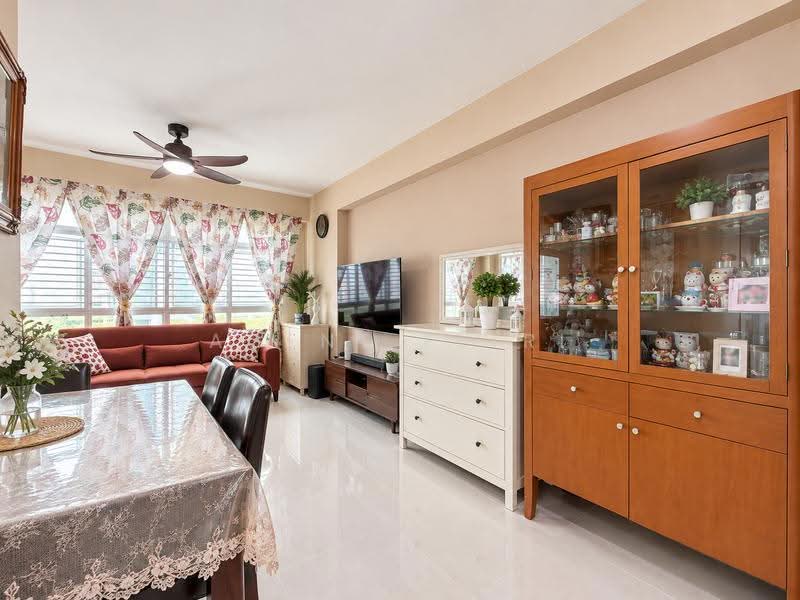130A Canberra Crescent, 130A Canberra Street, Sembawang / Yishun, 1 Bedroom, 506 sqft, HDB Flat For Sale, by Agent Fitri, 500264817 - Living Room - PropertyGuru.com.sg