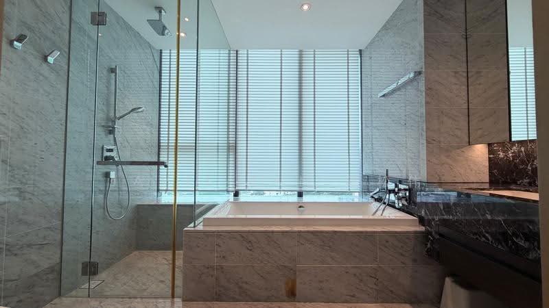 New Futura, 16 Leonie Hill Road, Orchard / River Valley, 4 Bedrooms, 2,691 sqft, Condominium For Rent, by Javis Tan 陈松伟, 500264836 - Master Bathroom - PropertyGuru.com.sg