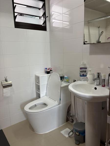 817A Keat Hong Link, 817A Keat Hong Link, Dairy Farm / Bukit Panjang / Choa Chu Kang, 3 Bedrooms, 990 sqft, HDB Flat For Sale, by David Quek, 500264842 - Bathroom - PropertyGuru.com.sg