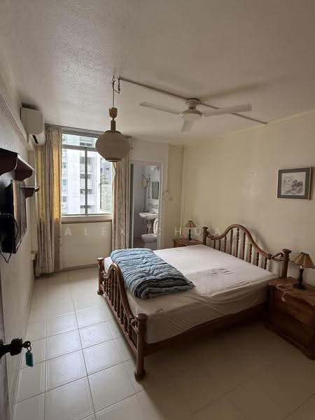 169 Bedok South Avenue 3, 169 Bedok South Avenue 3, Bedok / Upper East Coast, 3 Bedrooms, 893 sqft, HDB Flat For Sale, by Alex Chuah, 500264859 - Bedroom - PropertyGuru.com.sg