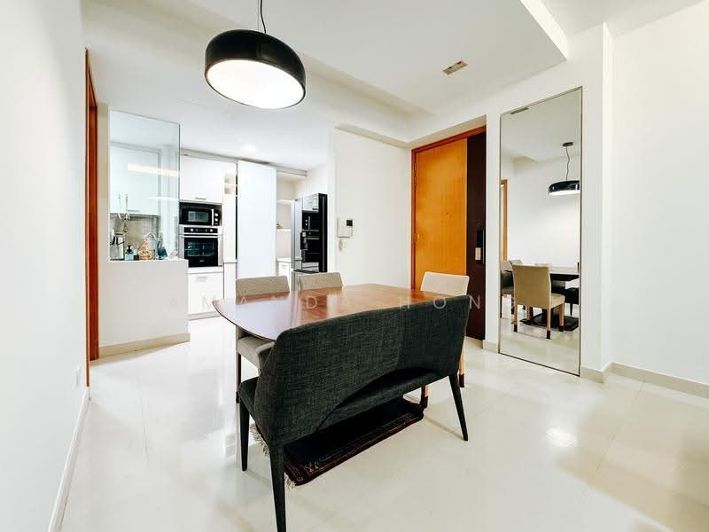 Visioncrest, 37 Oxley Rise, Orchard / River Valley, 2 Bedrooms, 947 sqft, Condominium For Rent, by Amanda Hong, 500264861 - Dining Room - PropertyGuru.com.sg