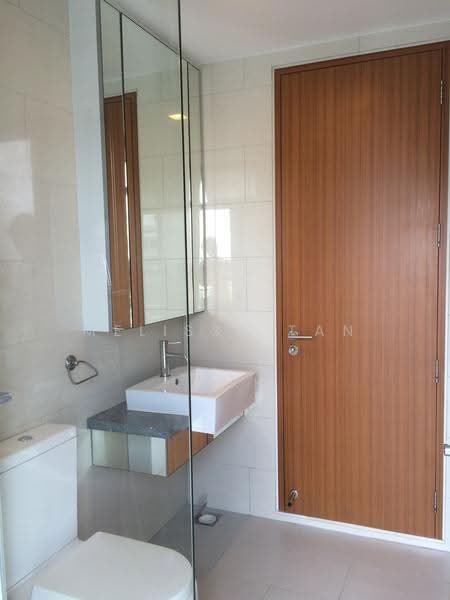 The Seafront on Meyer, 55 Meyer Road, East Coast / Marine Parade, 2 Bedrooms, 1,066 sqft, Condominium For Rent, by Melissa Tan, 500264862 - Bathroom - PropertyGuru.com.sg