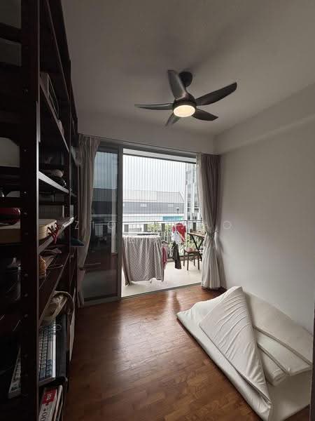 FLO Residence, 3 Punggol Field Walk, Hougang / Punggol / Sengkang, Room Rental, 10 sqft, Condominium For Rent, by Zion Zhao 赵峻慷, 500264864 - Balcony - PropertyGuru.com.sg