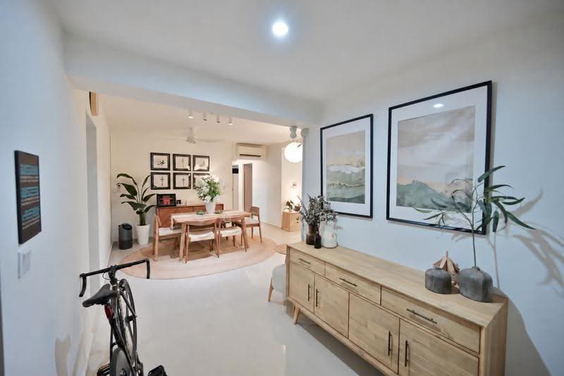 172C Edgedale Plains, 172C Edgedale Plains, Hougang / Punggol / Sengkang, 3 Bedrooms, 1,184 sqft, HDB Flat For Sale, by Sufy B., 500264866 - Foyer - PropertyGuru.com.sg