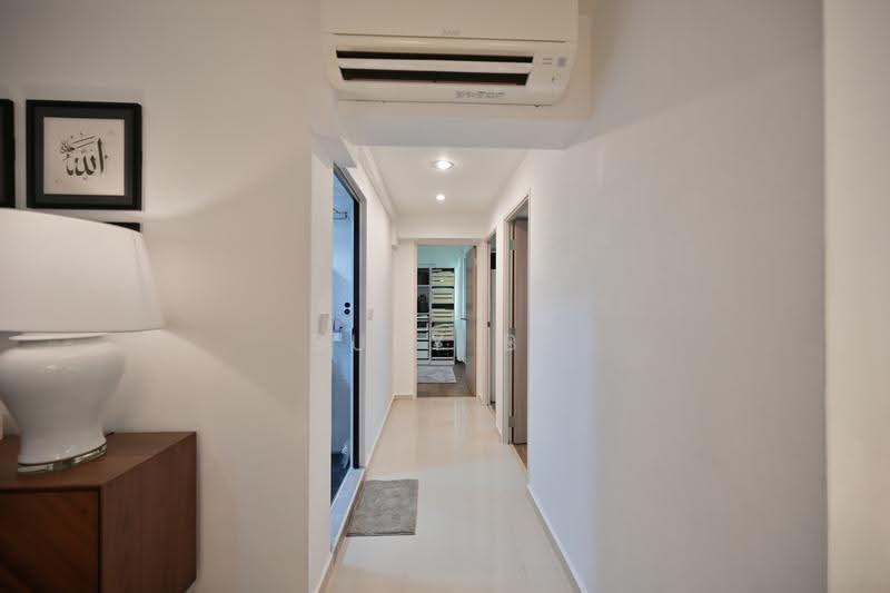 172C Edgedale Plains, 172C Edgedale Plains, Hougang / Punggol / Sengkang, 3 Bedrooms, 1,184 sqft, HDB Flat For Sale, by Sufy B., 500264866 - Walkway - PropertyGuru.com.sg