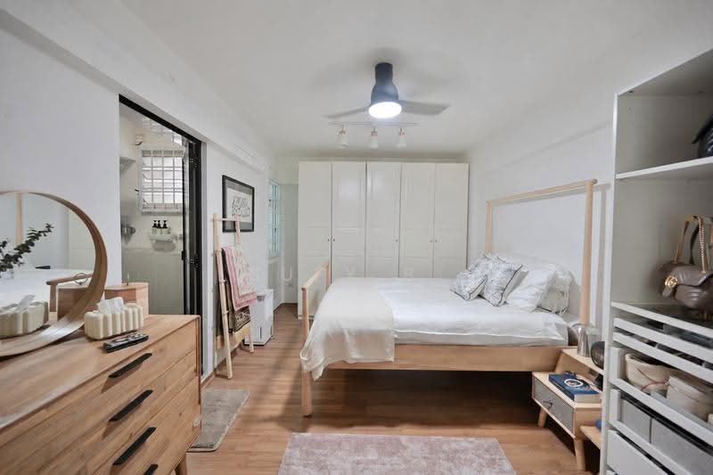172C Edgedale Plains, 172C Edgedale Plains, Hougang / Punggol / Sengkang, 3 Bedrooms, 1,184 sqft, HDB Flat For Sale, by Sufy B., 500264866 - Master Bedroom - PropertyGuru.com.sg