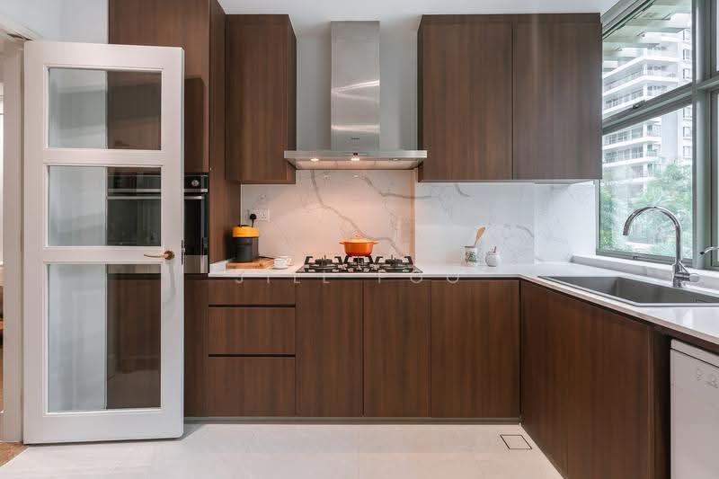 Gardenville, 10 Walshe Road, Tanglin / Holland / Bukit Timah, 3 Bedrooms, 1,647 sqft, Condominium For Sale, by Jill Poo, 500264869 - Kitchen - PropertyGuru.com.sg