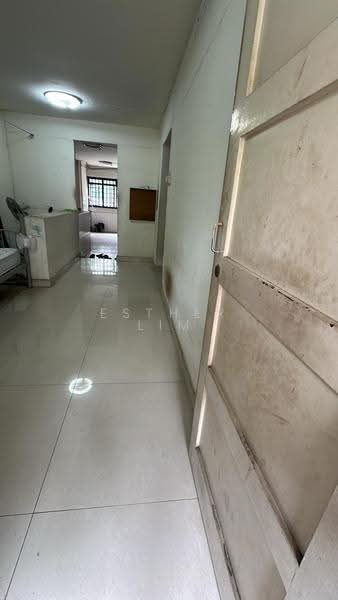 732 Yishun Avenue 5, 732 Yishun Avenue 5, Sembawang / Yishun, 2 Bedrooms, 721 sqft, HDB Flat For Rent, by Esther Lim, 500264870 - Interior - PropertyGuru.com.sg