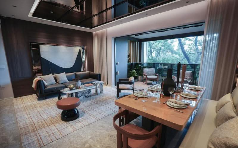 Lucerne Grand, Lakeside Drive, Boon Lay / Jurong / Tuas, 3 Bedrooms, 872 sqft, Condominium For Sale, by Raye Cham, 500264877 - Living Room - PropertyGuru.com.sg
