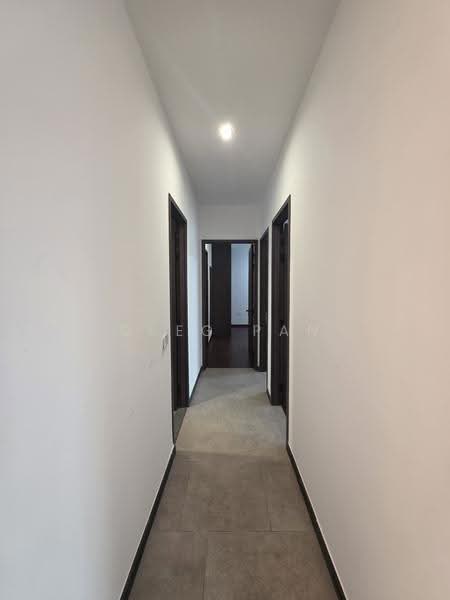 Midtown Modern, 18 Tan Quee Lan Street, Beach Road / Bugis / Rochor, 3 Bedrooms, 904 sqft, Condominium For Sale, by Greg Pan, 500264883 - Corridor - PropertyGuru.com.sg