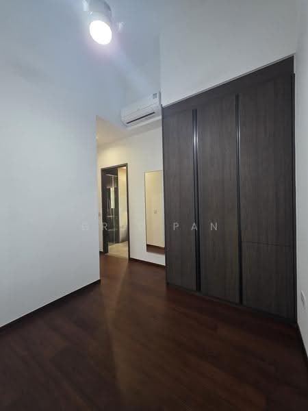 Midtown Modern, 18 Tan Quee Lan Street, Beach Road / Bugis / Rochor, 3 Bedrooms, 904 sqft, Condominium For Sale, by Greg Pan, 500264883 - Bedroom - PropertyGuru.com.sg