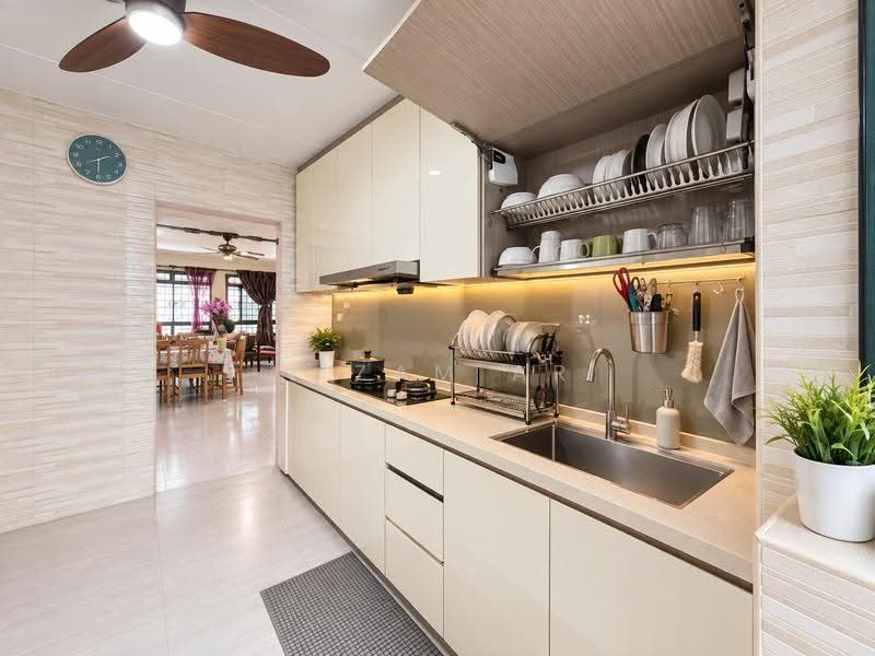 525 Jelapang Road, 525 Jelapang Road, Dairy Farm / Bukit Panjang / Choa Chu Kang, 3 Bedrooms, 1,303 sqft, HDB Flat For Sale, by Nizam AR, 500264893 - Kitchen - PropertyGuru.com.sg