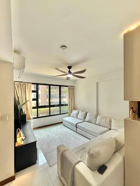 402A Fernvale Lane, 402A Fernvale Lane, Hougang / Punggol / Sengkang, 3 Bedrooms, 1,001 sqft, HDB Flat For Sale, by Azhar Baksin, 500264897 - Living Room - PropertyGuru.com.sg