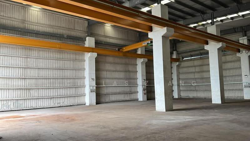High Ceiling With 10T Overhead Crane @ Pioneer, Boon Lay / Jurong / Tuas, 16,000 sqft, Factory / Workshop (B2) For Rent, by Nicholas Zhang, 500264912 - Interior - CommercialGuru.com.sg