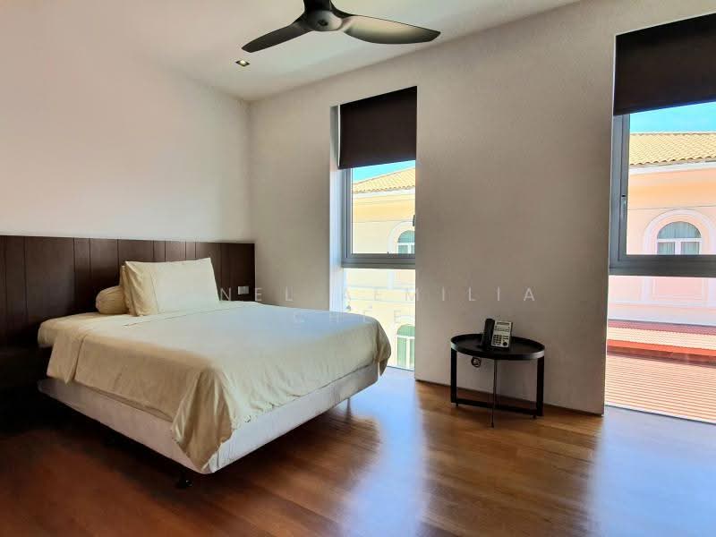 D15 | THIS HOME IS BRIGHT, BREEZY AND BUILT TO IMPRESS!, East Coast / Marine Parade, 5 Bedrooms, 5,450 sqft, Semi-Detached House For Sale, by Janel Aemilia Chee, 500264916 - Bedroom - PropertyGuru.com.sg