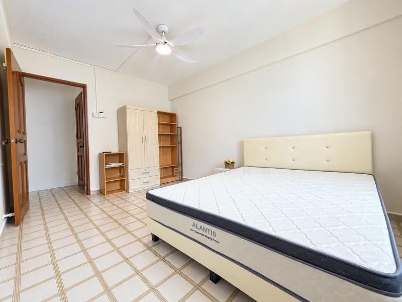 607 Bedok Reservoir Road, Bedok Reservoir Road, 3 Bedrooms, 1,302 sqft, HDB Flat For Rent, by Jane Fong, 500264923 - Bedroom - PropertyGuru.com.sg
