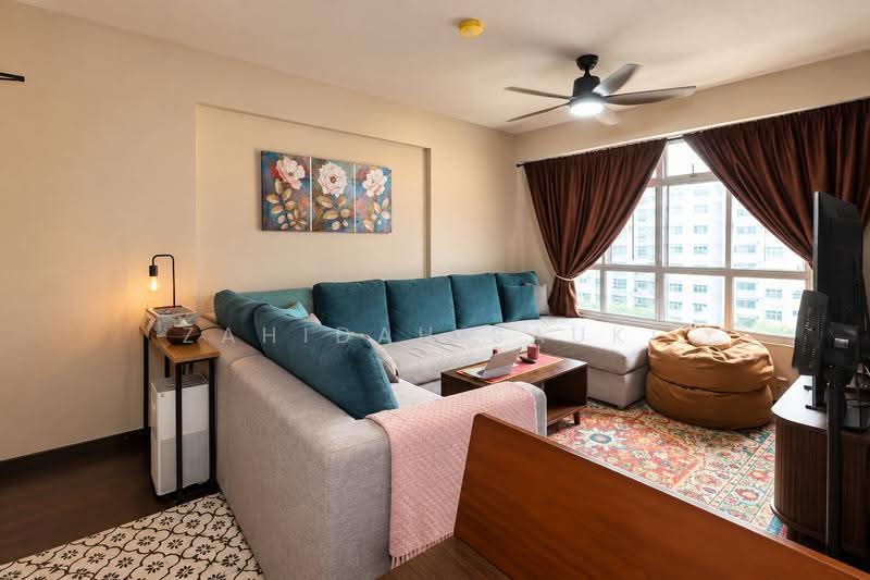 229B Sumang Lane, 229B Sumang Lane, Hougang / Punggol / Sengkang, 3 Bedrooms, 1,001 sqft, HDB Flat For Sale, by Zahidah Sauki, 500264929 - Living Room - PropertyGuru.com.sg