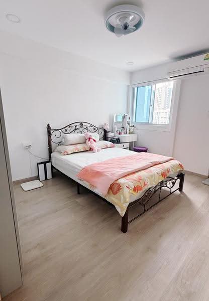 113 Woodlands Street 13, 113 Woodlands Street 13, Admiralty / Woodlands, 3 Bedrooms, 980 sqft, HDB Flat For Sale, by Zhu Zhening Alina, 500264934 - Bedroom - PropertyGuru.com.sg