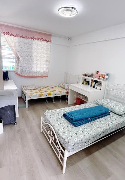 113 Woodlands Street 13, 113 Woodlands Street 13, Admiralty / Woodlands, 3 Bedrooms, 980 sqft, HDB Flat For Sale, by Zhu Zhening Alina, 500264934 - Bedroom - PropertyGuru.com.sg