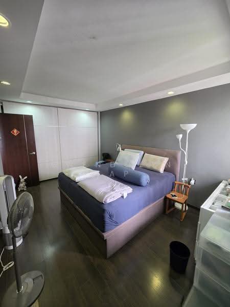 426 Clementi Avenue 3, 426 Clementi Avenue 3, Buona Vista / West Coast / Clementi New Town, 2 Bedrooms, 721 sqft, HDB Flat For Sale, by Gwendolyn Yap, 500264935 - Bedroom - PropertyGuru.com.sg