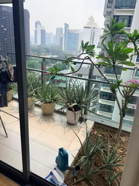 Miro, 1 Lincoln Road, Newton / Novena, 4 Bedrooms, 1,873 sqft, Condominium For Rent, by Thoo Jean Yean, 500264962 - Balcony - PropertyGuru.com.sg