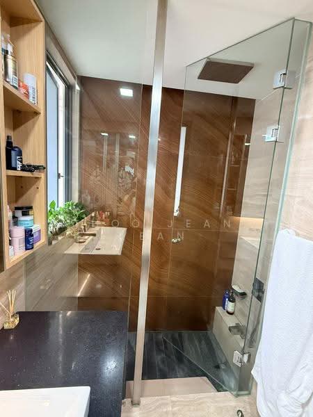 Miro, 1 Lincoln Road, Newton / Novena, 4 Bedrooms, 1,873 sqft, Condominium For Rent, by Thoo Jean Yean, 500264962 - Bathroom - PropertyGuru.com.sg