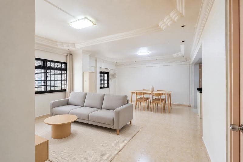159 Jalan Teck Whye, 159 Jalan Teck Whye, Dairy Farm / Bukit Panjang / Choa Chu Kang, 3 Bedrooms, 1,076 sqft, HDB Flat For Sale, by Xavier Tan, 500264963 - Living Room - PropertyGuru.com.sg