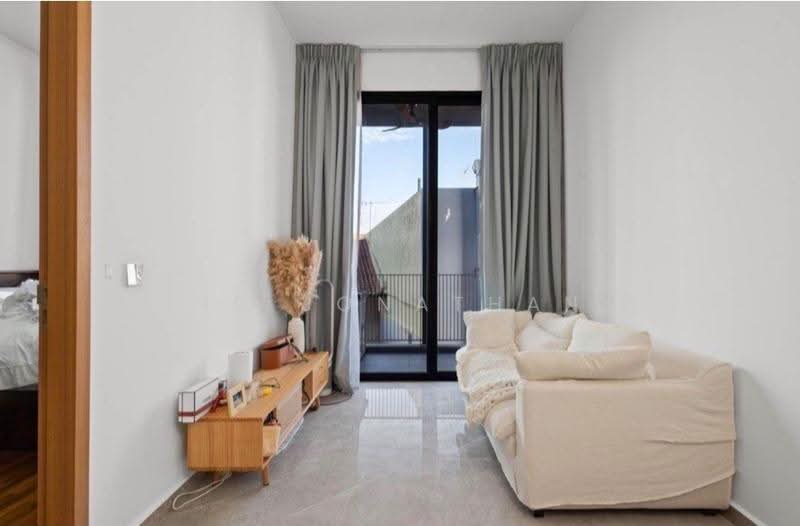 1953, 1 Tessensohn Road, Farrer Park / Serangoon Rd, 2 Bedrooms, 614 sqft, Apartment For Rent, by Ng Jonathan, 500264969 - Living Room - PropertyGuru.com.sg
