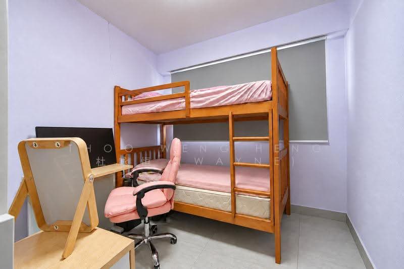 547B Bedok North Avenue 1, 547B Bedok North Avenue 1, Bedok / Upper East Coast, 2 Bedrooms, 732 sqft, HDB Flat For Sale, by Thoo Weng Heng 杜咏恒 (Wayne), 500264973 - Bedroom - PropertyGuru.com.sg