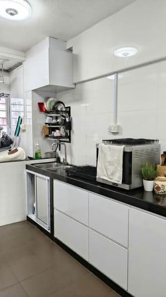 315 Woodlands Street 31, 315 Woodlands Street 31, Admiralty / Woodlands, Room Rental, 150 sqft, HDB Flat For Rent, by Lee Lay Ting, 500264974 - Kitchen - PropertyGuru.com.sg