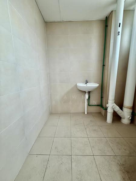 Oxley BizHub, 61 Ubi Road 1, Eunos / Geylang / Paya Lebar, 2,303 sqft, Light Industrial (B1) For Rent, by Shawn Thayalan, 500265009 - CommercialGuru.com.sg