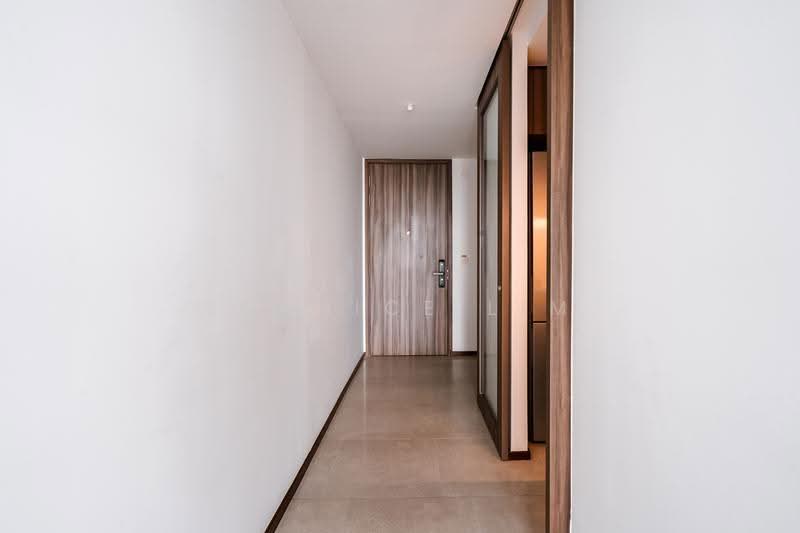 Lentor Modern, 7 Lentor Central, Mandai / Upper Thomson, 3 Bedrooms, 1,109 sqft, Condominium For Sale, by Shanice Lim, 500265010 - Corridor - PropertyGuru.com.sg