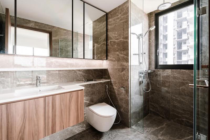 Lentor Modern, 7 Lentor Central, Mandai / Upper Thomson, 3 Bedrooms, 1,109 sqft, Condominium For Sale, by Shanice Lim, 500265010 - Bathroom - PropertyGuru.com.sg