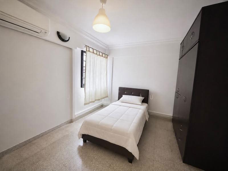 223 Ang Mo Kio Avenue 1, 223 Ang Mo Kio Avenue 1, Ang Mo Kio / Bishan / Thomson, Room Rental, 120 sqft, HDB Flat For Rent, by Joyce Hau, 500265020 - Bedroom - PropertyGuru.com.sg