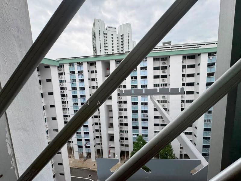 350 Woodlands Avenue 3, 350 Woodlands Avenue 3, Admiralty / Woodlands, 3 Bedrooms, 969 sqft, HDB Flat For Sale, by Noonal Farina, 500265025 - Exterior - PropertyGuru.com.sg