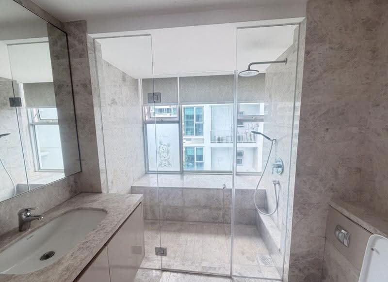 Optima @ Tanah Merah, 86 Tanah Merah Kechil Avenue, Bedok / Upper East Coast, 2 Bedrooms, 1,000 sqft, Apartment For Rent, by Jeremy Pher, 500265035 - Bathroom - PropertyGuru.com.sg