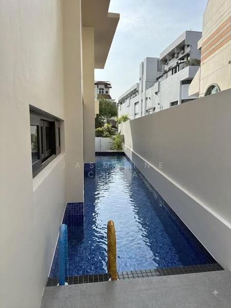 Brand New Semi D at Coronation Road, 7 Coronation Road, Tanglin / Holland / Bukit Timah, 4 Bedrooms, 7,000 sqft, Semi-Detached House For Sale, by Jasmaine Chua, 500265038 - Pool - PropertyGuru.com.sg