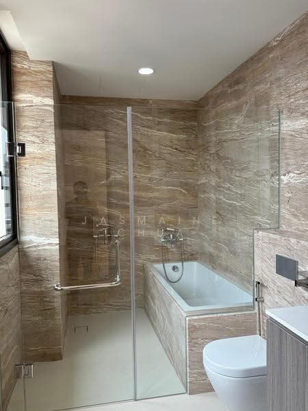 Brand New Semi D at Coronation Road, 7 Coronation Road, Tanglin / Holland / Bukit Timah, 4 Bedrooms, 7,000 sqft, Semi-Detached House For Sale, by Jasmaine Chua, 500265038 - Bathroom - PropertyGuru.com.sg