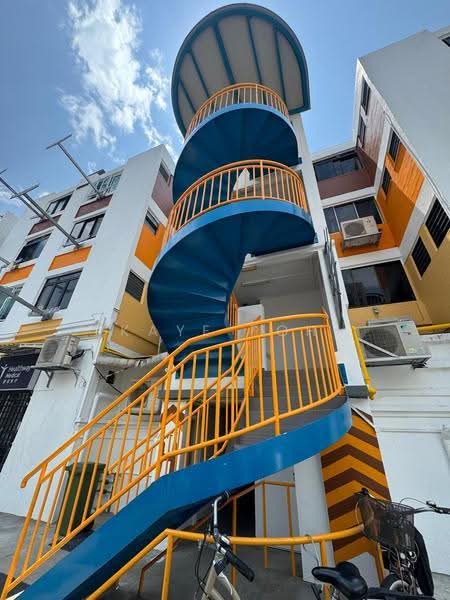 Blk 183 Toa Payoh Central, Toa Payoh Central, Balestier / Toa Payoh, 300 sqft, Shop / Shophouse For Sale, by Kaye Poh, 500265040 - Exterior - CommercialGuru.com.sg