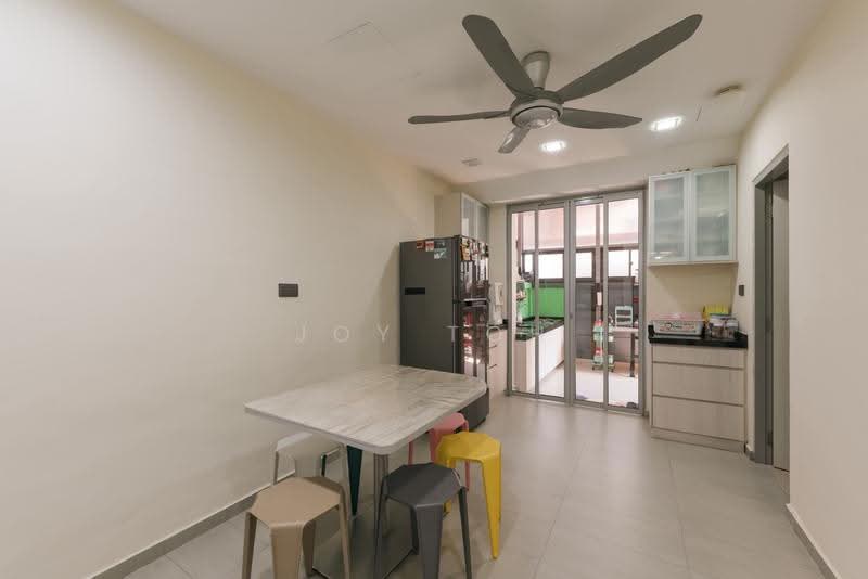 Burgundy Hill, Burgundy Rise, Dairy Farm / Bukit Panjang / Choa Chu Kang, 5 Bedrooms, 3,165 sqft, Semi-Detached House For Sale, by Joy Toh, 500265044 - Kitchen - PropertyGuru.com.sg