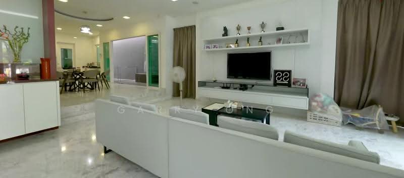 Telok Kurau Renovated Detached! Park 4 Cars, East Coast / Marine Parade, 6 Bedrooms, 6,200 sqft, Detached House For Sale, by Garry Ong, 500265051 - Living Room - PropertyGuru.com.sg