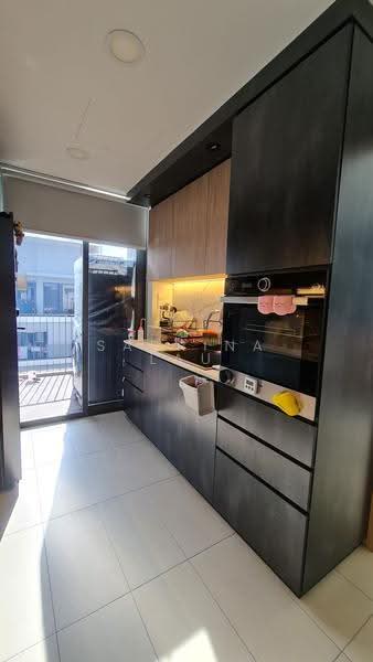 Twin Fountains, 17A Woodlands Avenue 6, Admiralty / Woodlands, 3 Bedrooms, 1,033 sqft, Condominium For Sale, by Sabrina Lau, 500265054 - Kitchen - PropertyGuru.com.sg