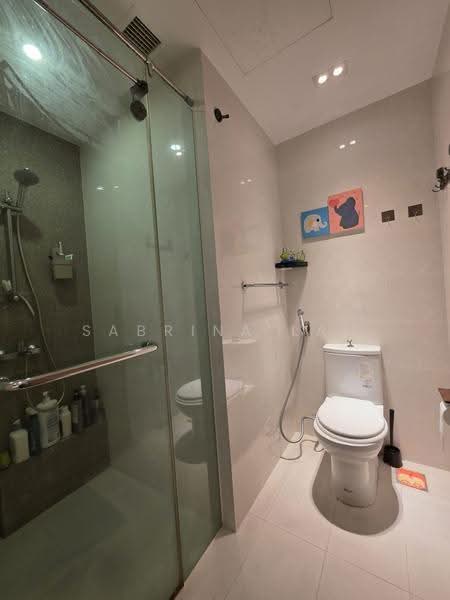 Twin Fountains, 17A Woodlands Avenue 6, Admiralty / Woodlands, 3 Bedrooms, 1,033 sqft, Condominium For Sale, by Sabrina Lau, 500265054 - Bathroom - PropertyGuru.com.sg