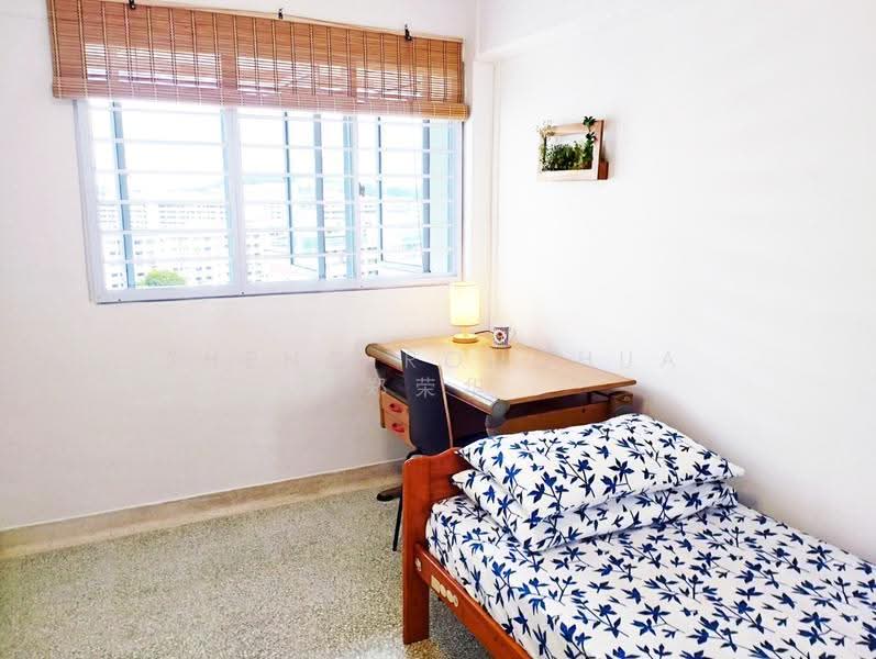 359 Clementi Avenue 2, 359 Clementi Avenue 2, Buona Vista / West Coast / Clementi New Town, 3 Bedrooms, 1,000 sqft, HDB Flat For Rent, by Zheng Ronghua 郑荣华, 500265058 - Bedroom - PropertyGuru.com.sg