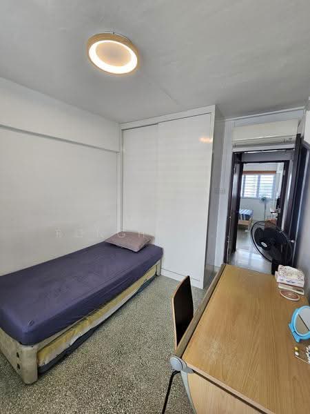 359 Clementi Avenue 2, 359 Clementi Avenue 2, Buona Vista / West Coast / Clementi New Town, 3 Bedrooms, 1,000 sqft, HDB Flat For Rent, by Zheng Ronghua 郑荣华, 500265058 - Bedroom - PropertyGuru.com.sg